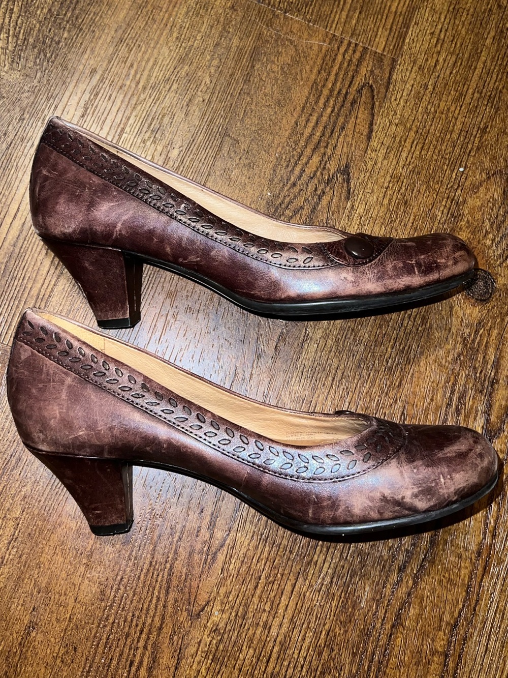 Brown Leather Comfort Pumps Vintage Retro  Heels Boho Hippie Size 8